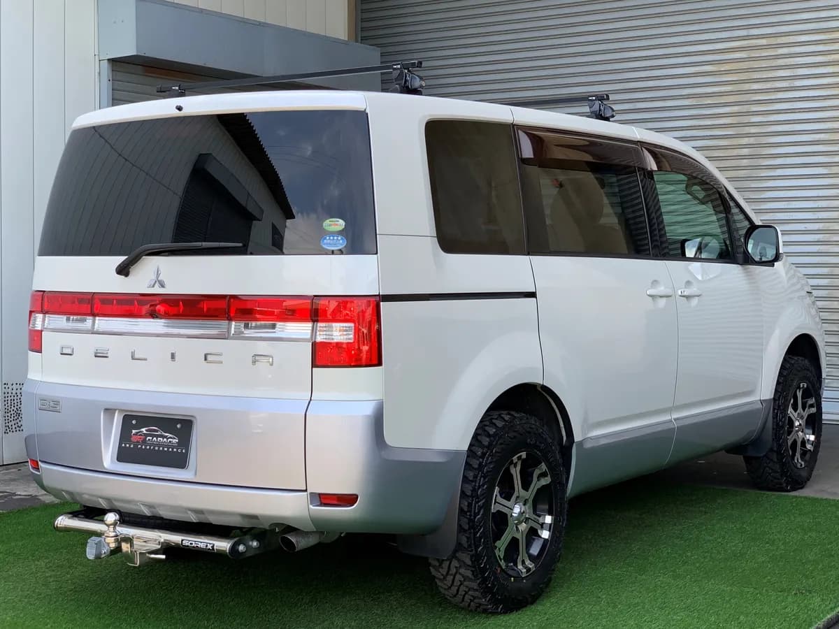 Mitsubishi Delica D:5 2009 — photo 4