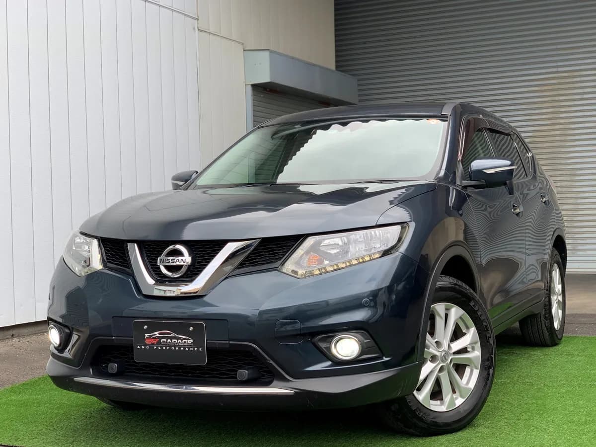 Nissan X-Trail 2014 — front view