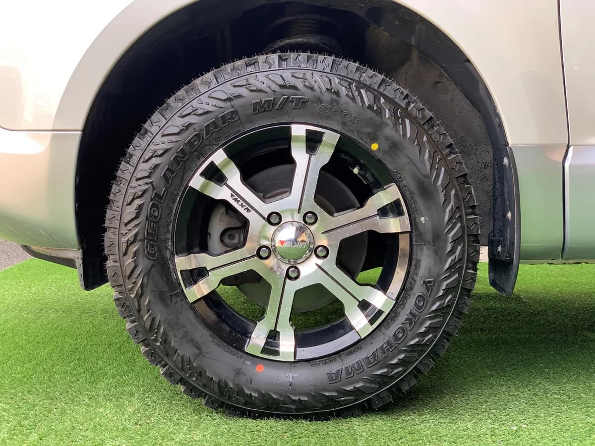 Mitsubishi Delica D:5 2009 — photo 6